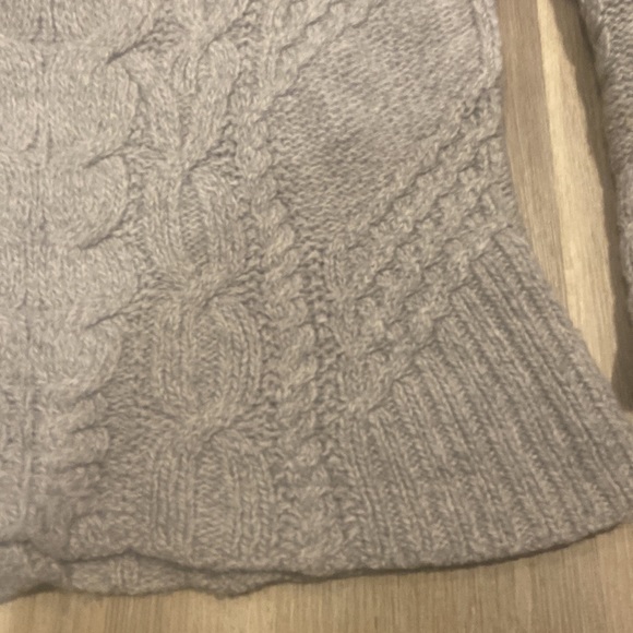 Aran Merino Wool Sweater - Picture 12 of 15